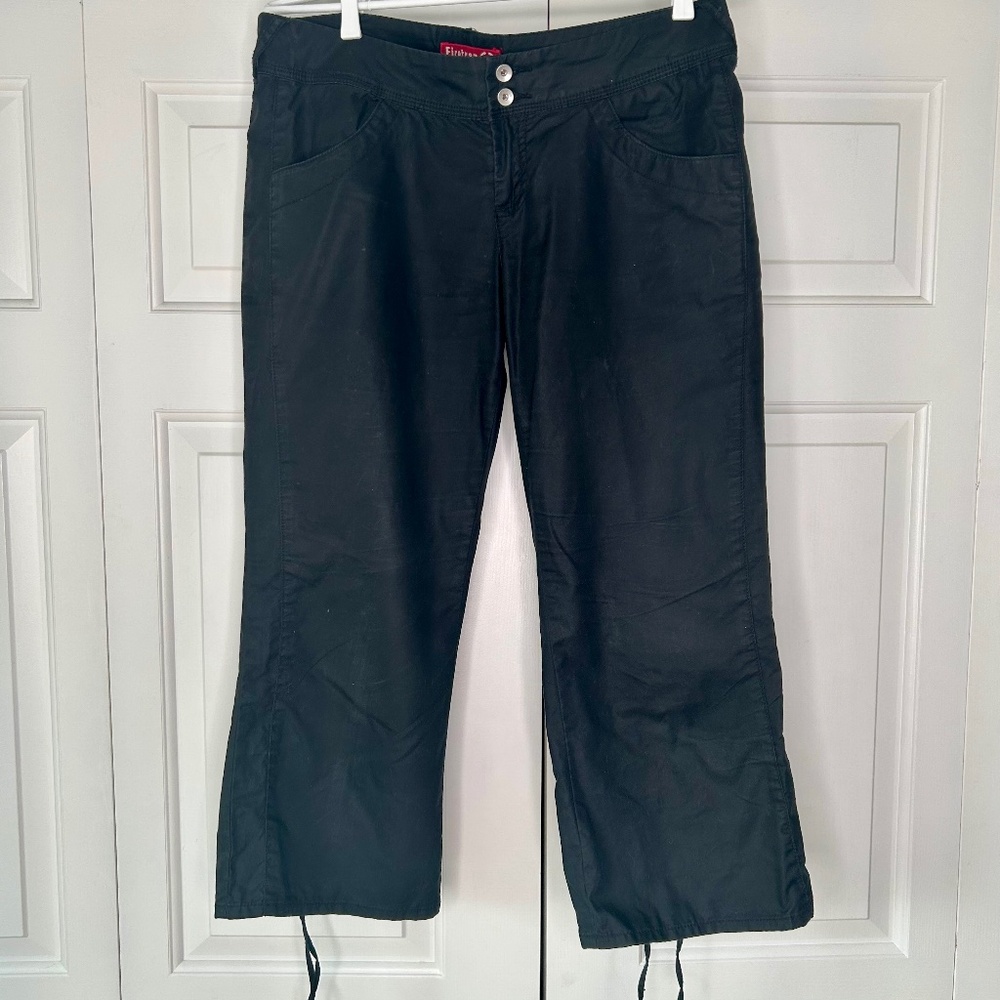 Firetrap Black Adjustable Capri Pants Size 30